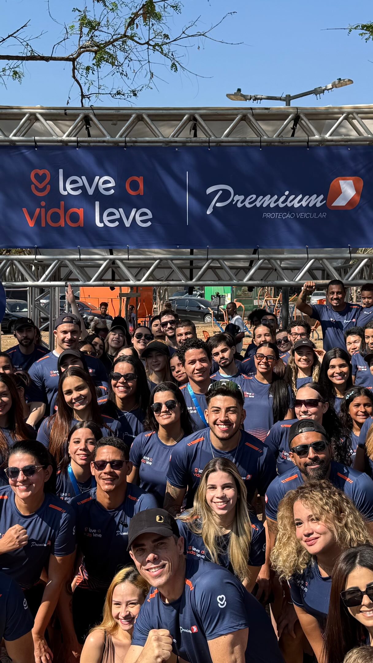 Isso é leve a vida leve💙🧡